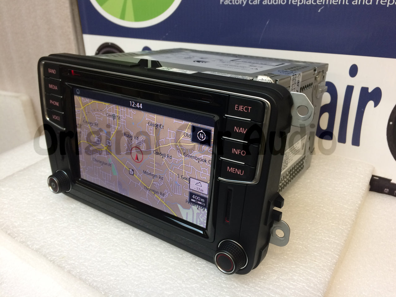 2016 - 2019 Volkswagen OEM GPS Navigation Sat Bluetooth HD Radio with Apple CarPlay and Android Auto Ready BLEMISHED