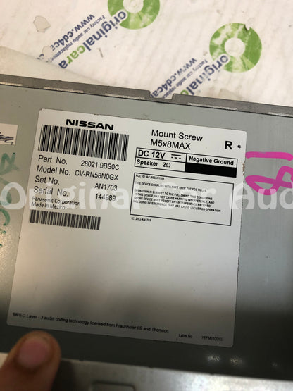 Refurbished 2019 - 2021 Nissan Frontier OEM Touch Screen AM FM Bluetooth AUX Radio Receiver
