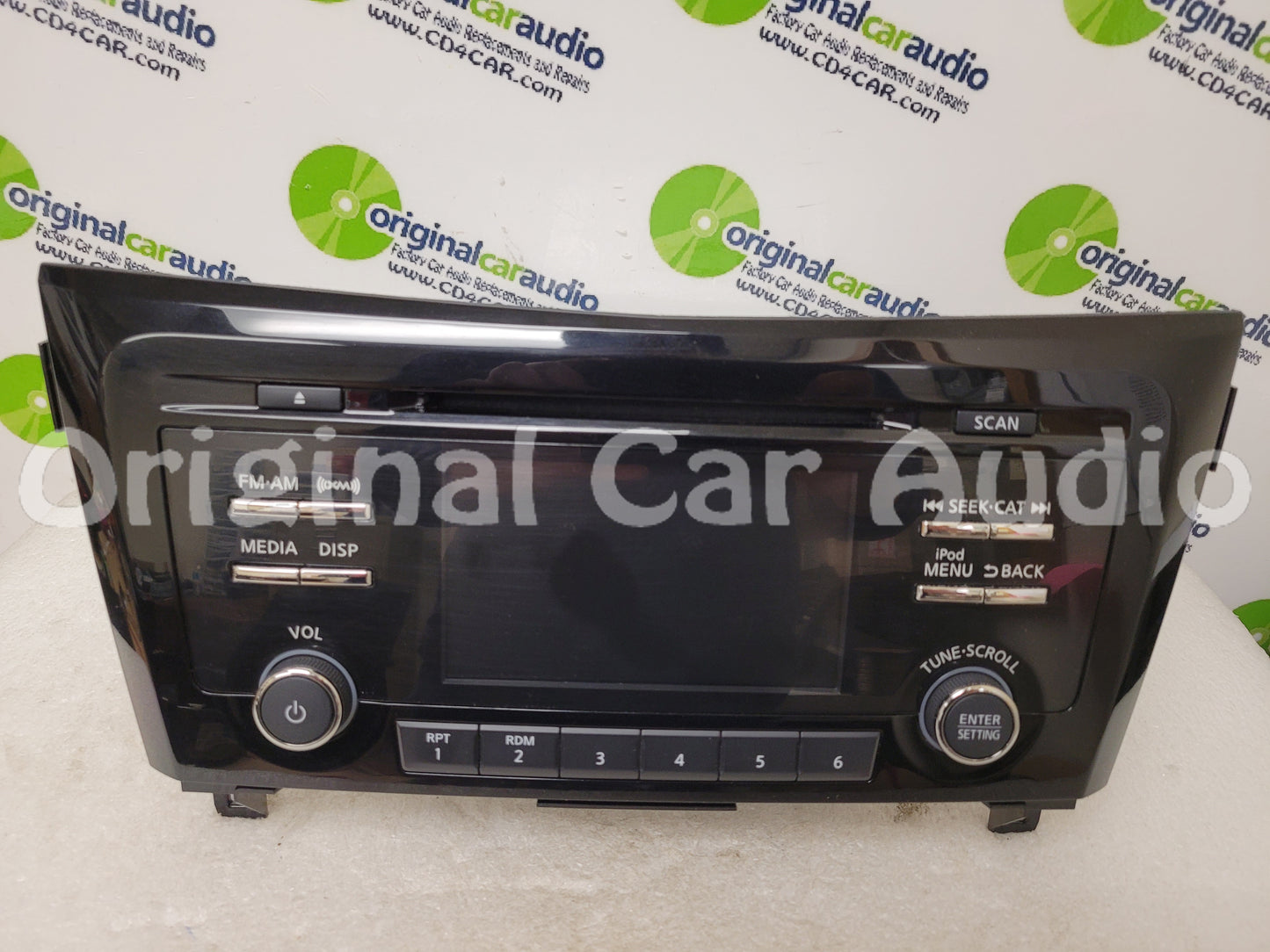 2017 - 2019 Nissan Rogue OEM AM FM XM Radio CD Player Receiver