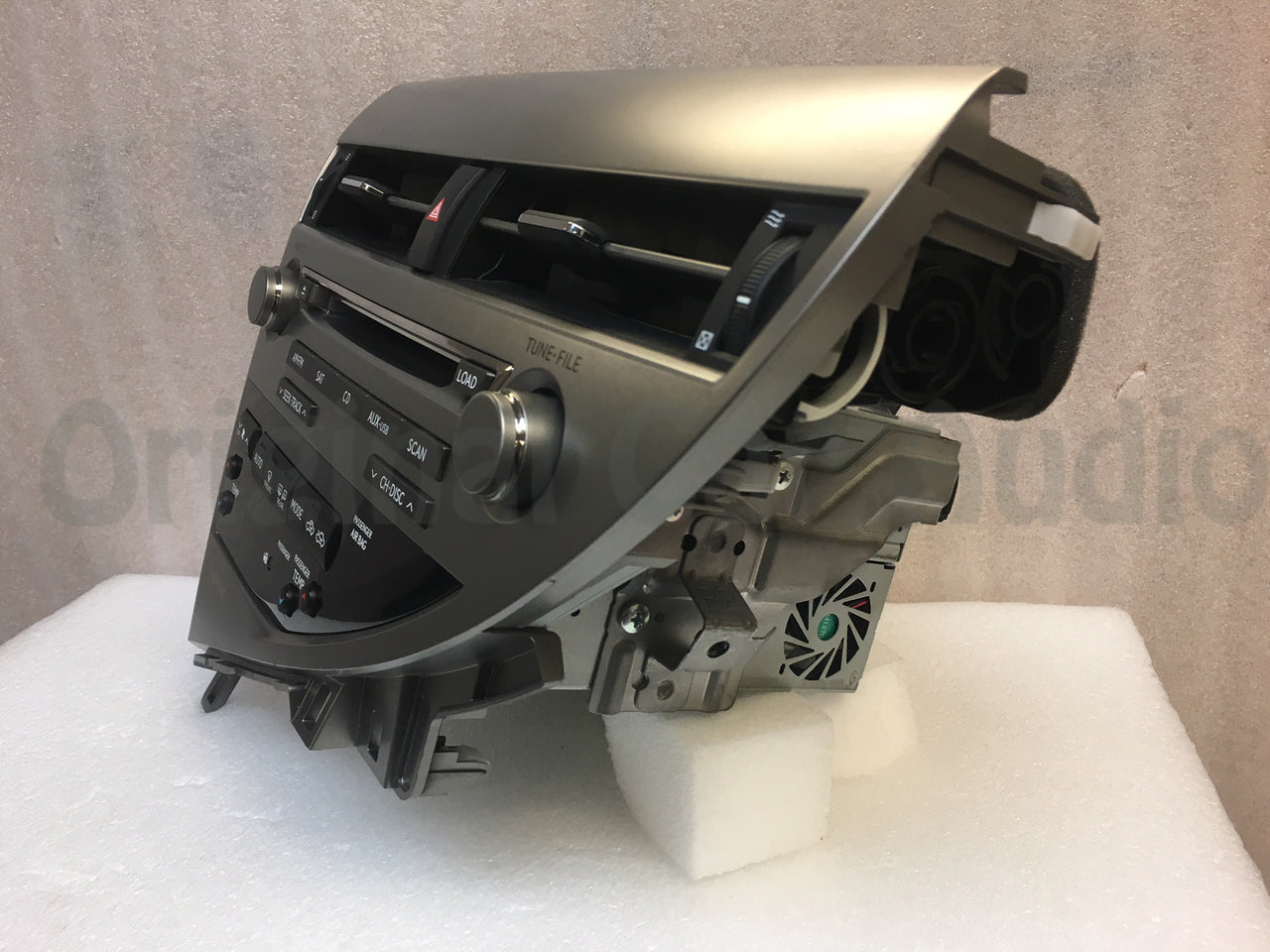2012-2014 Lexus RX350 RX450H HDD 6 Disc Nav  SAT AUX USB Radio P10142