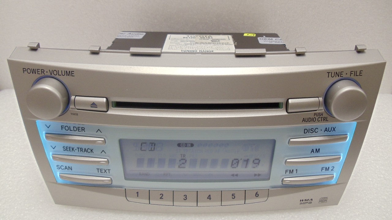 2007 - 2011 Toyota Camry OEM AM FM Radio CD Player Receiver 11832