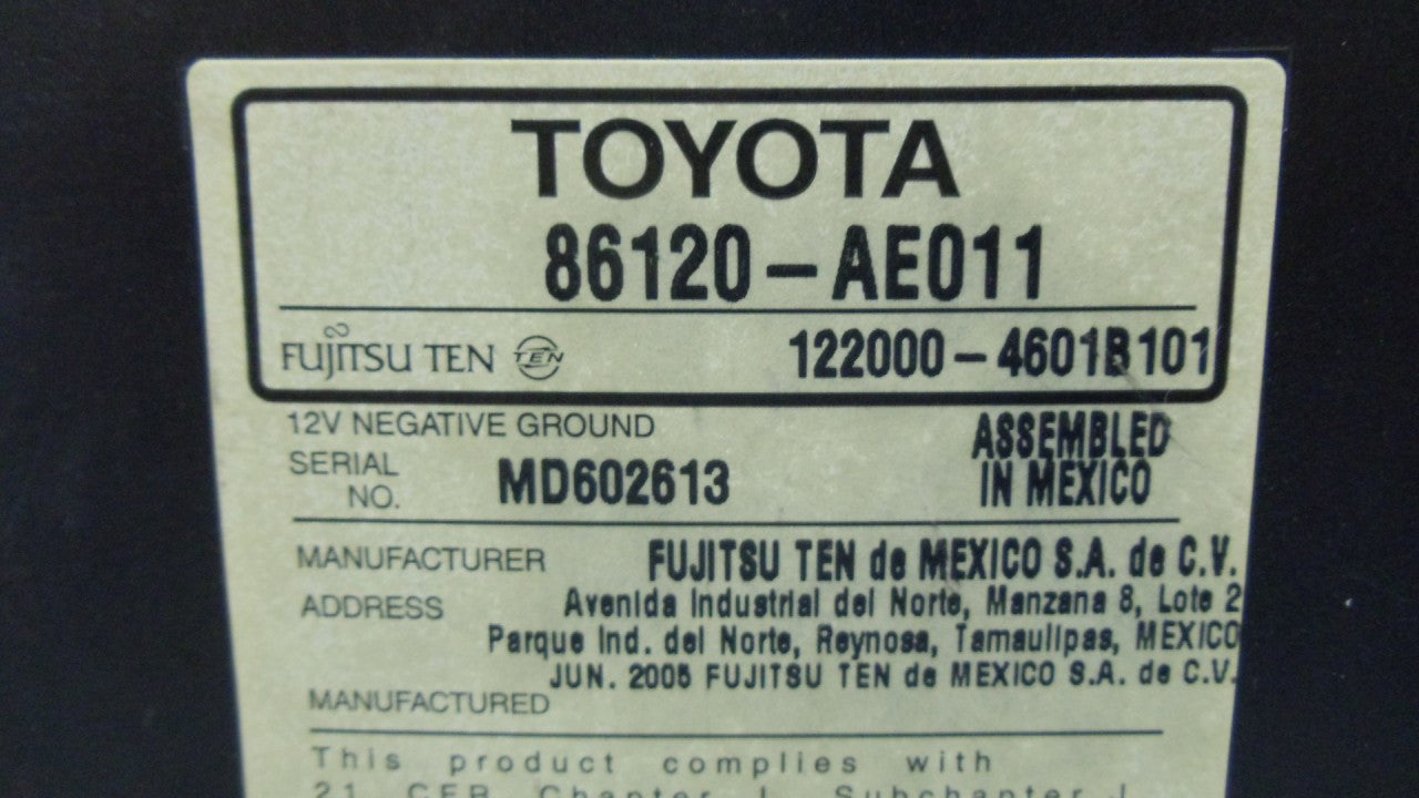 2004 - 2010 Toyota Sienna CE LE Radio Tape and CD Player OEM 16862