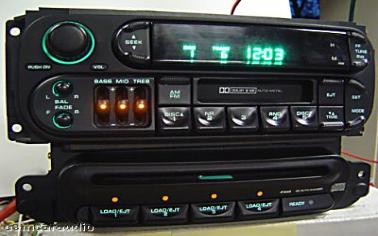 1998 - 2003 Chrysler Jeep Dodge OEM 4 Disc CD Changer