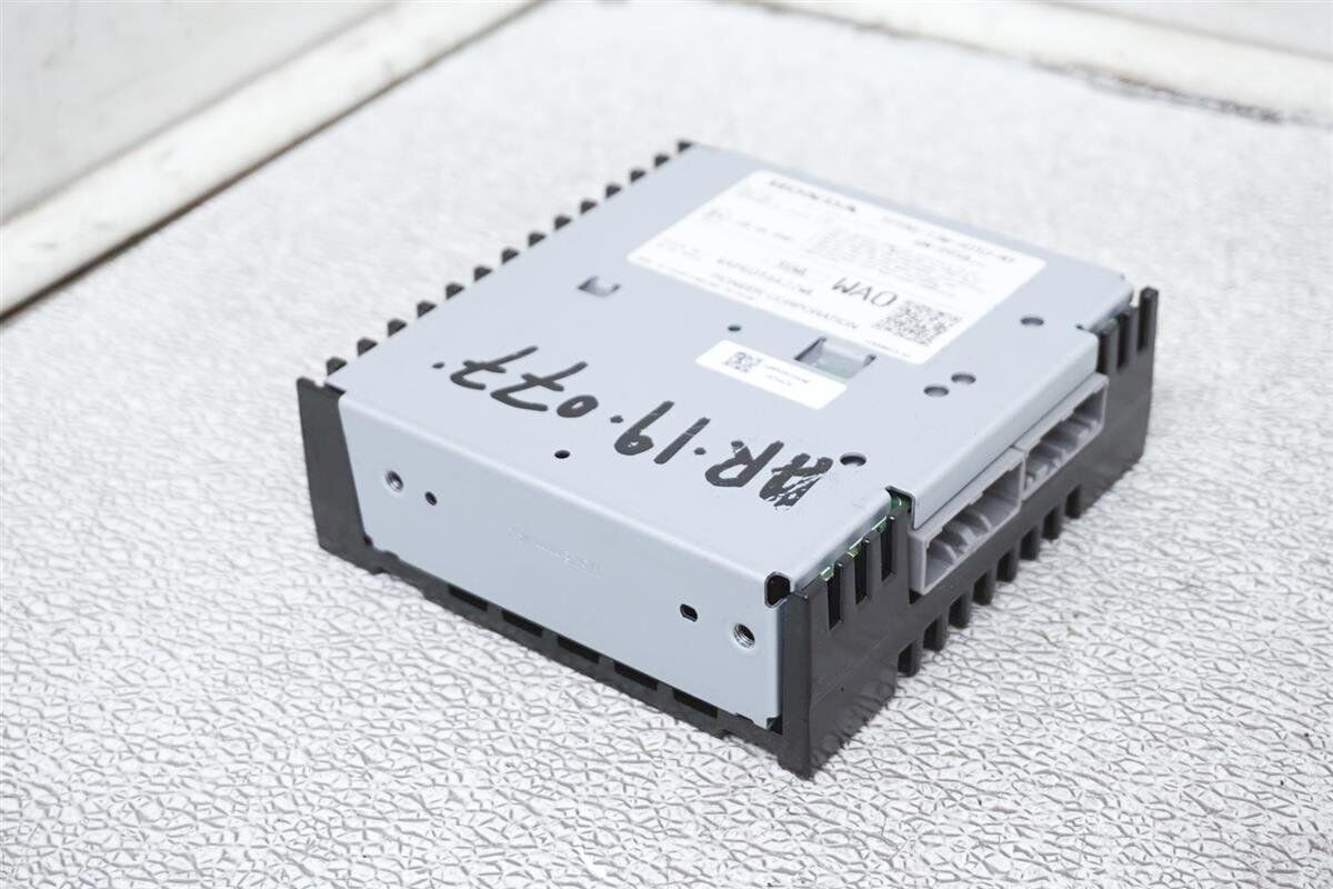 2016 - 2017 Honda Accord OEM  amp amplifier Sedan Coupe Hybrid