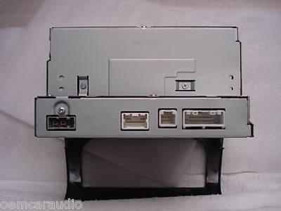 07 - 08 Nissan Altima Bose Radio and CD player