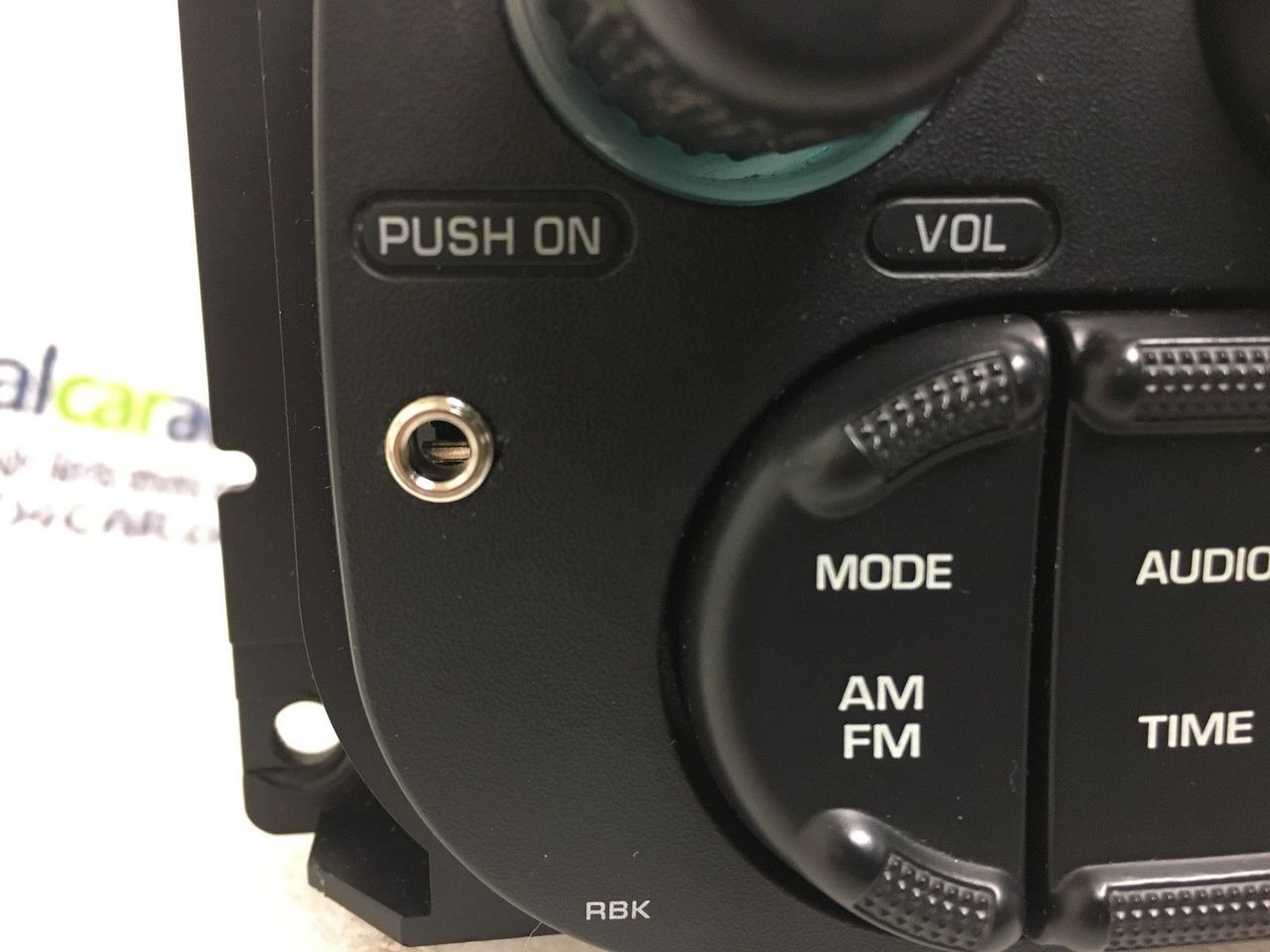 2002 - 2005 Chrysler Dodge Jeep OEM AM FM Radio CD Player Receiver RBK With AUX