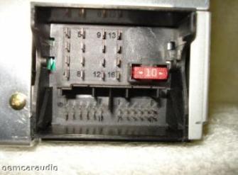2002 - 2005 Volkswagen VW Jetta Passat Golf OEM AM FM Radio Stereo Tape CD Player Receiver