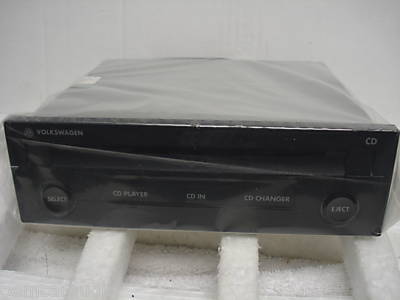 VW Volkswagen Passat Syncro Jetta Golf GTI Eurovan Cabrio AM FM Radio CD Player 1J0035119BX 1998 1999 2000 2001 2002