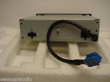 VW Volkswagen Passat Syncro Jetta Golf GTI Eurovan Cabrio AM FM Radio CD Player 1J0035119BX 1998 1999 2000 2001 2002